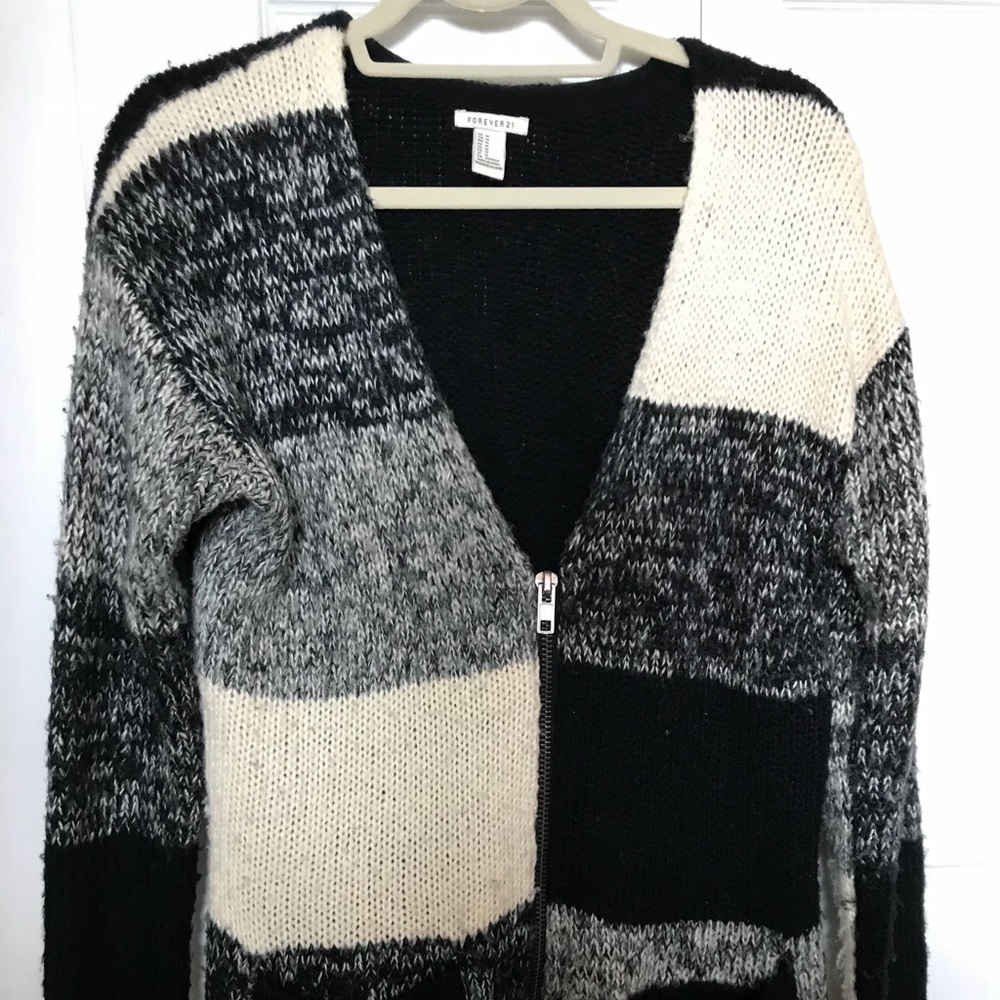 Forever 21 black and white cardigan